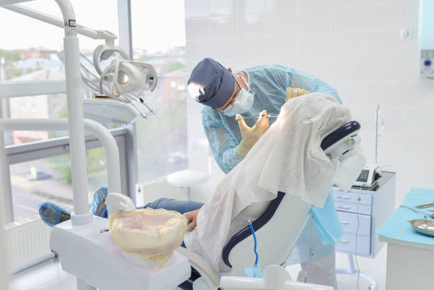 Best Emergency Wisdom Tooth Extraction in Samoset, FL